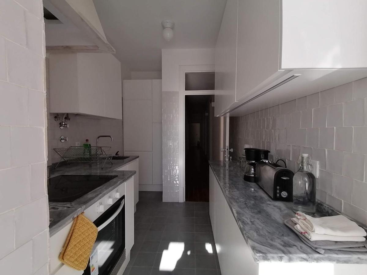 Stunning Apartment Marques De Pombal Lissabon Buitenkant foto